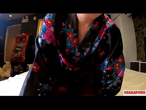 ❤️ Tânără fată de cosplay iubește sexul până la orgasm cu un squirt într-o călușară și o felație. Fată asiatică cu păsărica păroasă și sâni frumoși în costum tradițional japonez în video amator care arată masturbarea cu jucării de sex. Sakura 3 OSAKAPORN. ❤️  at us ❌❤