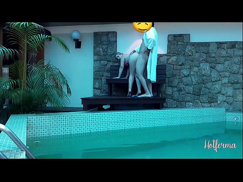❤️ Șeful o invită pe menajeră la piscină, dar nu a putut rezista la o partidă fierbinte ❤️ at us ❌❤